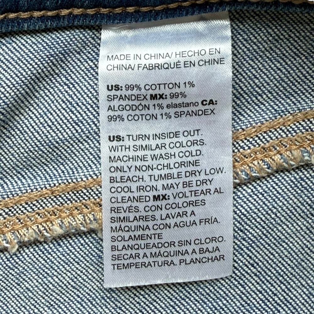 Chico’s High Rise Distressed Straight Leg Crop Jeans Size 14 - Picture 8 of 10